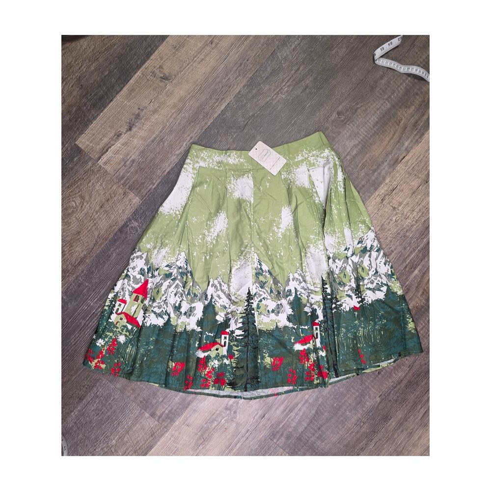 Dressoar Green Alpine Village Mountain Scene Pleated A-Line Skirt Size M NWT - Picture 3 of 7